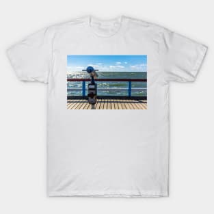 Sightseeing binoculars with sea background T-Shirt